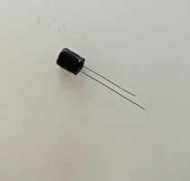 220UF/63V