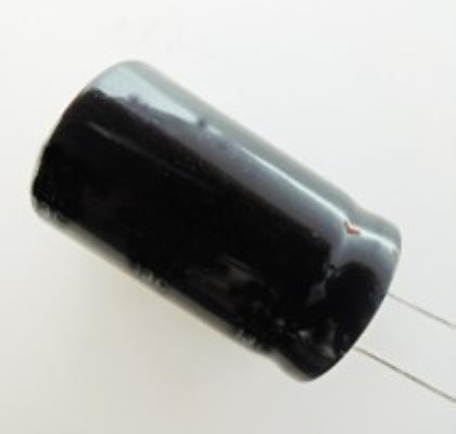 4700UF/63v